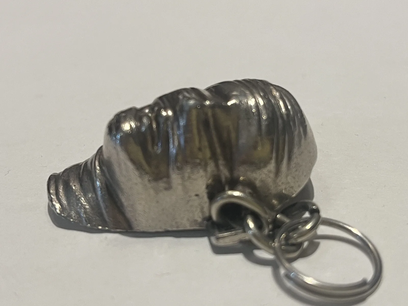 Testa Addormentata — Mitoraj Amnesty International silver pendant alternate view