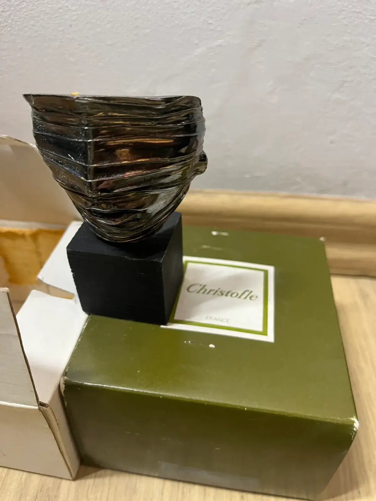Visage Envoilé — Igor Mitoraj, original presentation box detail, collector photograph