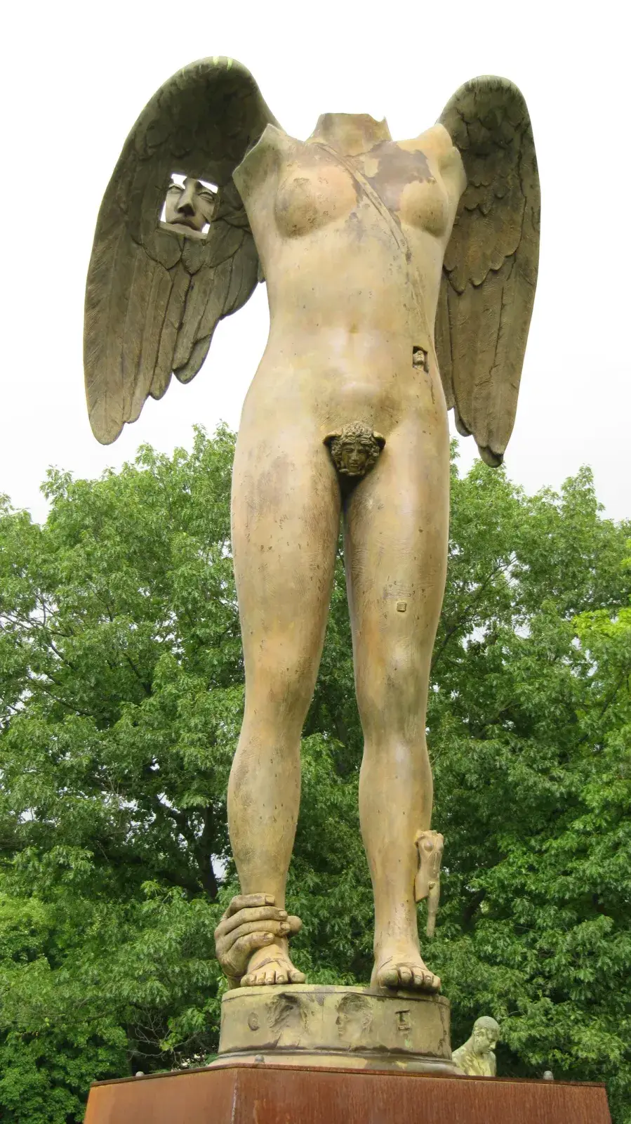 Ikaria — Mitoraj Paris installation, large outdoor bronze